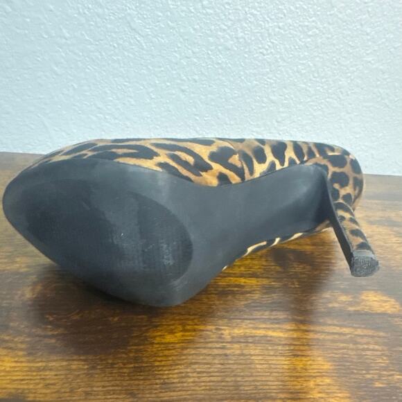 Steve Madden “Nala” Sz 7 Leopard Print Stiletto High Heels Platform Pumps - Picture 10 of 11